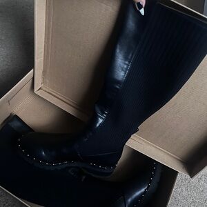 Black Steve Madden boots